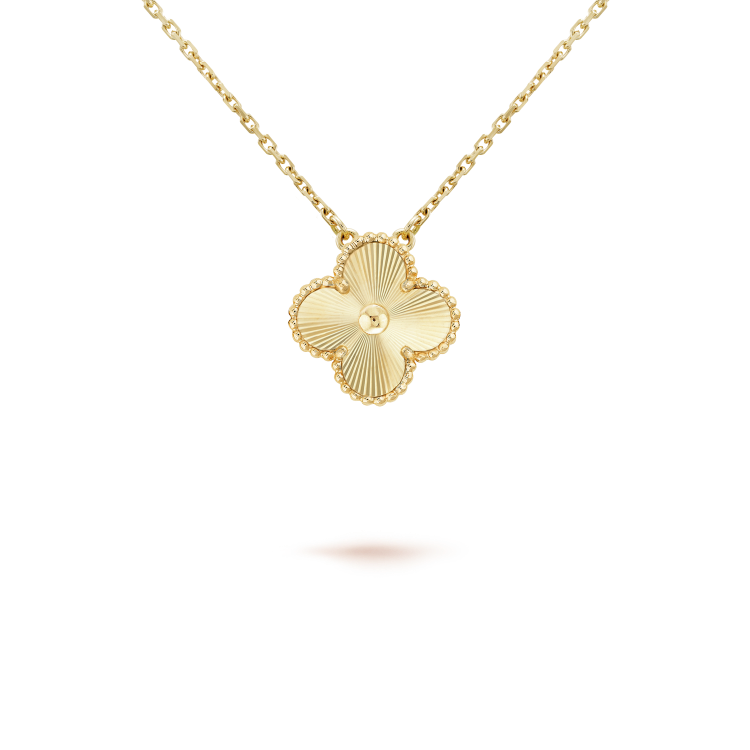 [Zalyn Jewelry ]CLOVER 15MM LASER NECKLACE