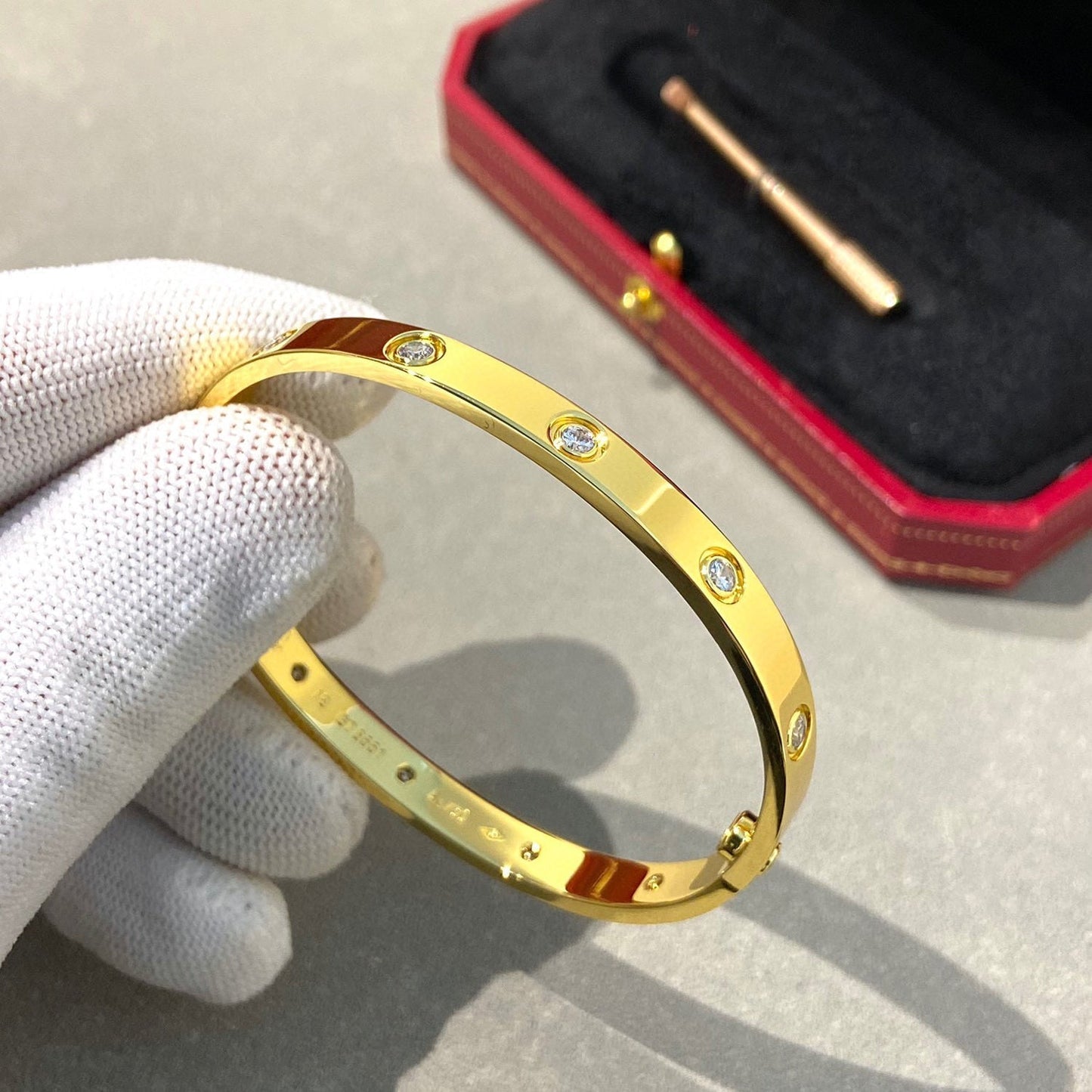 [Zalyn]CLASSIC 6.1MM LOVE BANGLE - 10-DIAMOND