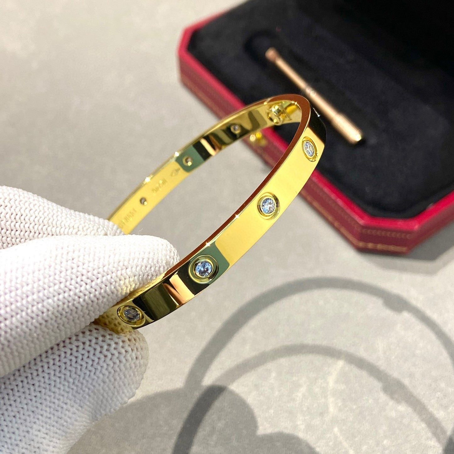 [Zalyn]CLASSIC 6.1MM LOVE BANGLE - 10-DIAMOND