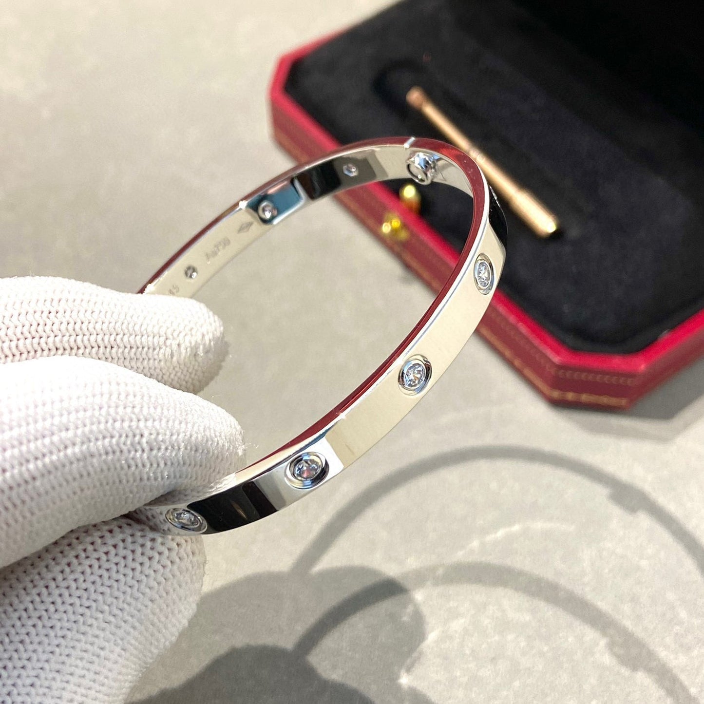 [Zalyn]CLASSIC 6.1MM LOVE BANGLE - 10-DIAMOND