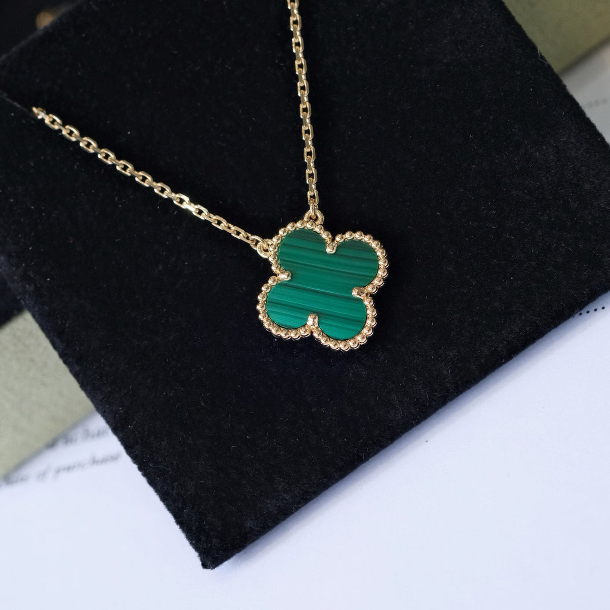[Zalyn Jewelry ]CLOVER 15MM MALACHITE SINGLE FLOWER  NECKLACE