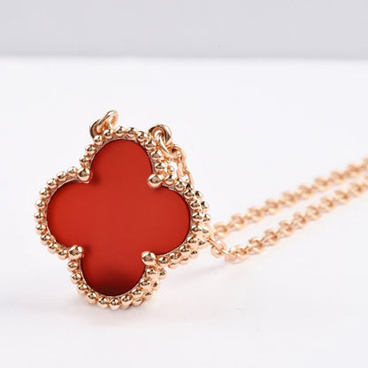 [Zalyn Jewelry ]CLOVER 15MM CARNELIAN SINGLE FLOWER NECKLACE