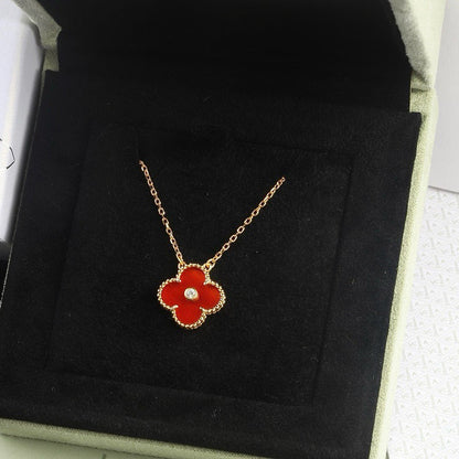 [Zalyn Jewelry ]CLOVER 15MM DIAMOND CARNELIAN NECKLACE