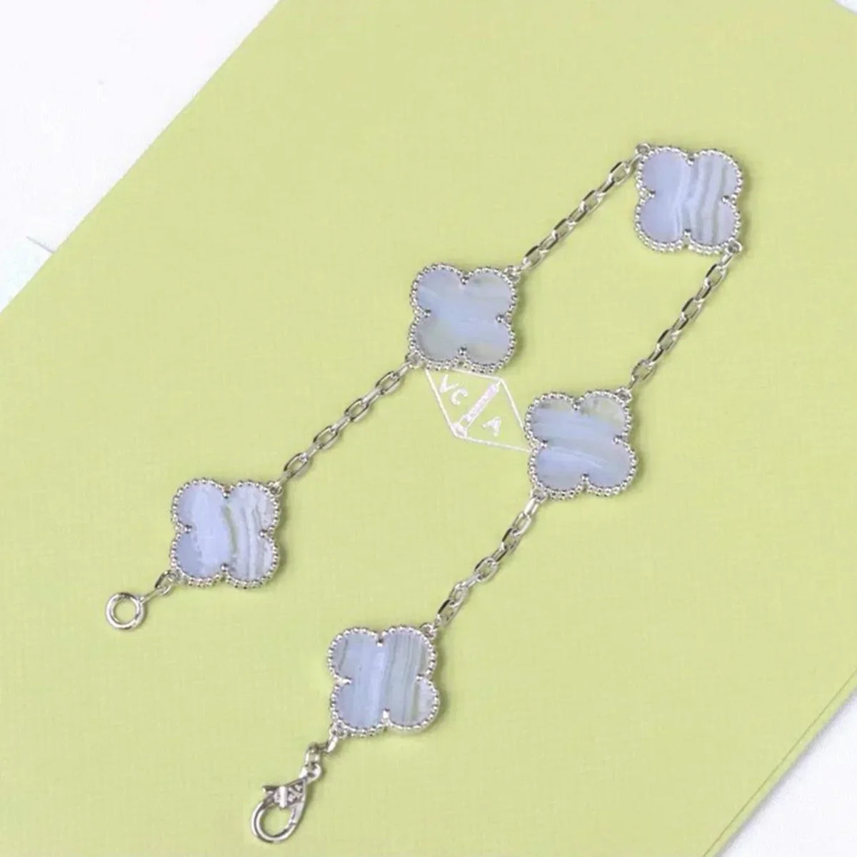[Zalyn Jewelry ] CLOVER 5 MOTIF PURPLE CHALCEDONY BRACELET COLLECTION