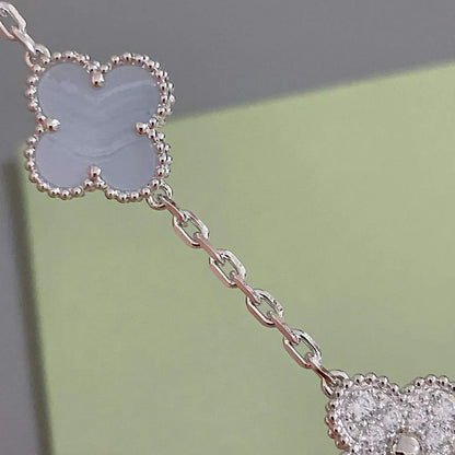 [Zalyn]LUCKY CLOVER 5-MOTIF BRACELET - PURPLE CHALCEDONY COLLECTION