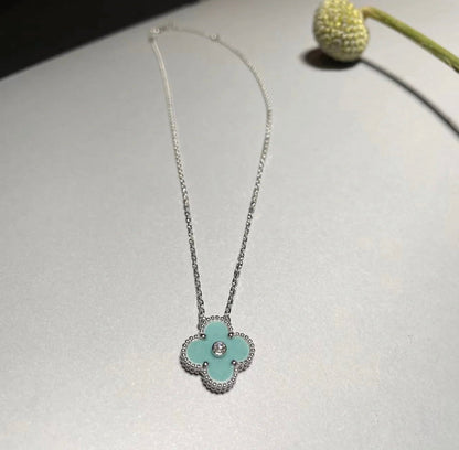 [Zalyn Jewelry ]CLOVER 1 DIAMOND LIGHT BLUE SILVER NECKLACE