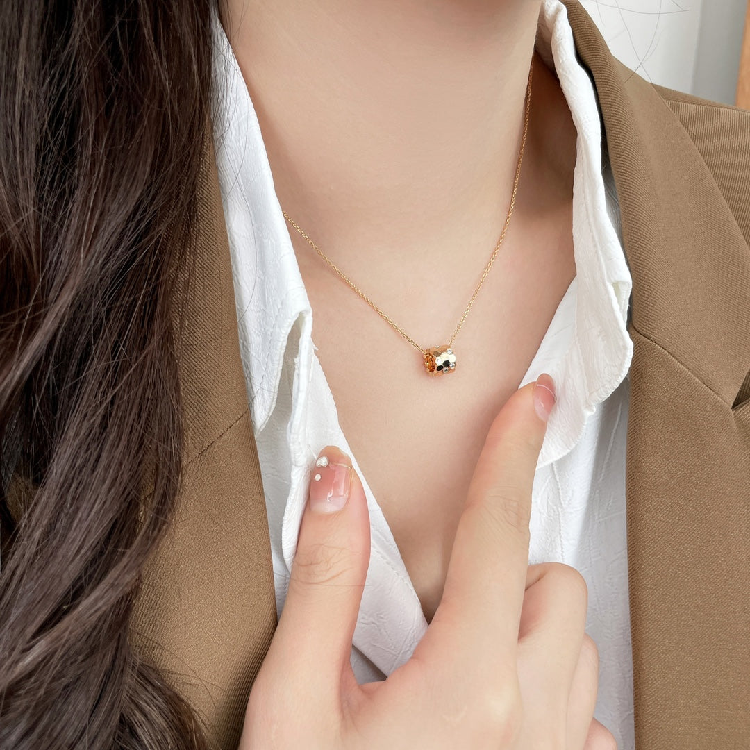 [Zalyn]BEE MINI PEDANT DIAMOND NECKLACE