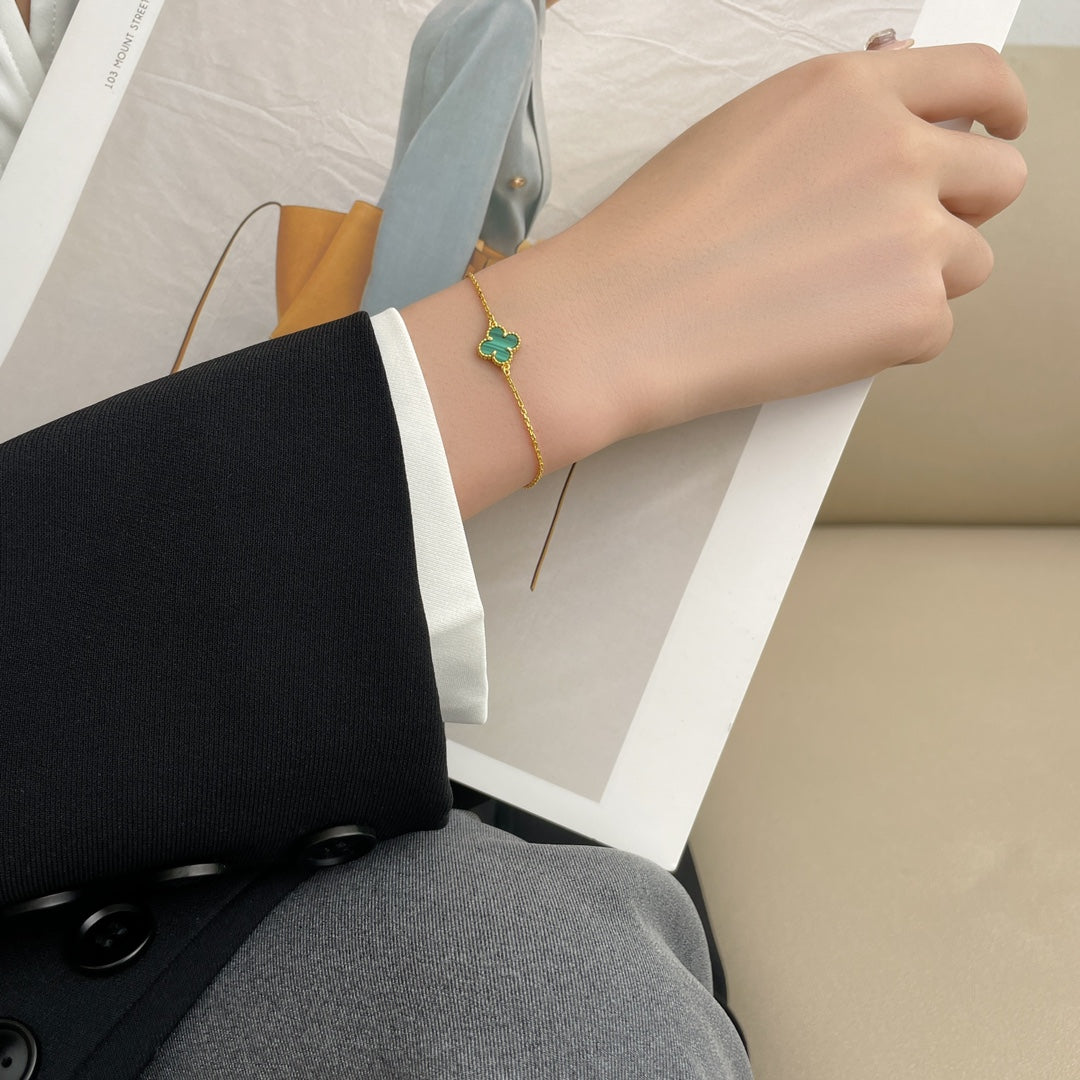 [Zalyn Jewelry ]CLOVER BRACELET MALACHITE 1 MOTIF