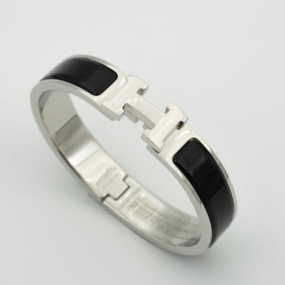 [Zalyn]H BLACK BRACELET