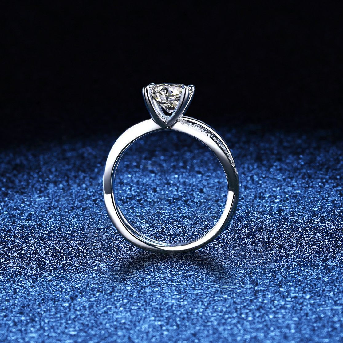 [Zalyn]ELEGANT 4-PRONG CROSSOVER MOISSANITE ENGAGEMENT RING
