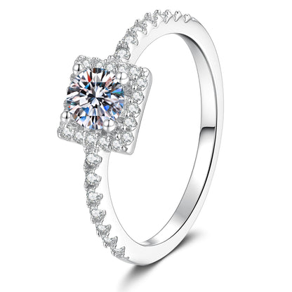 [Zalyn]DAINTY SUGAR-CUBE MOISSANITE RING