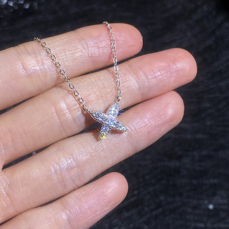 [Zalyn]MODERN X-SHAPE PAVÉ MOISSANITE NECKLACE