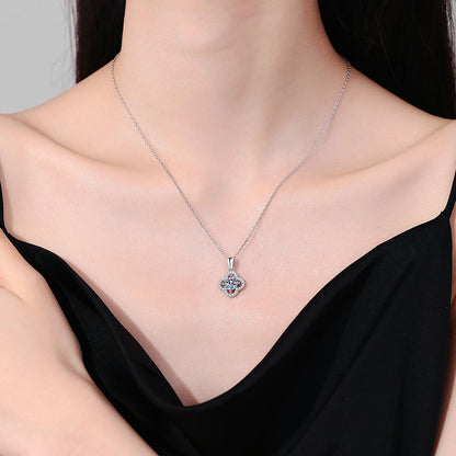 [Zalyn]CLASSIC CLOVER MOISSANITE PENDANT NECKLACE