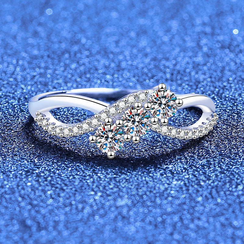 [Zalyn]INTERTWINING LOVE MOISSANITE RING