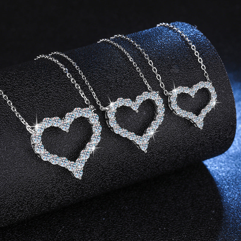 [Zalyn]ROMANTIC HEART MOISSANITE PENDANT NECKLACE