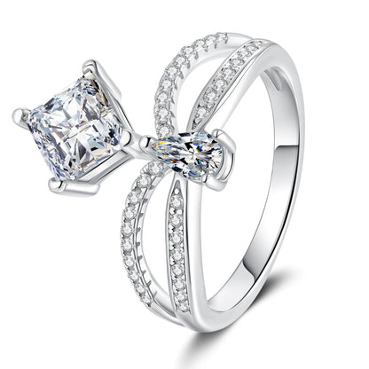 [Zalyn]ELEGANT DOUBLE-TWISTED MOISSANITE RING