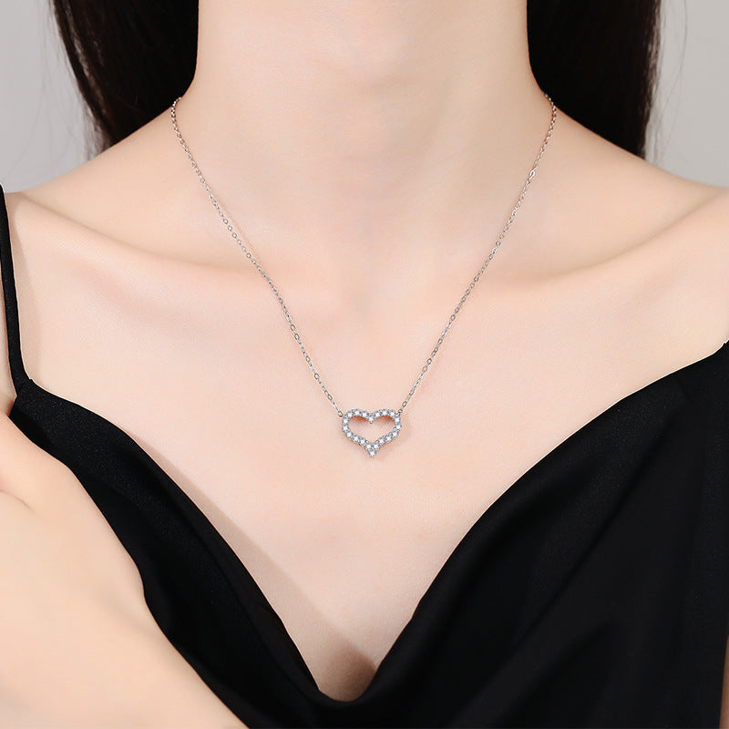 [Zalyn]ROMANTIC HEART MOISSANITE PENDANT NECKLACE