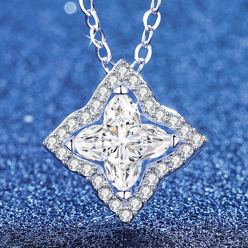 [Zalyn]STAR-CLOVER MOISSANITE NECKLACE