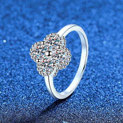 [Zalyn]ELEGANT FOUR-LEAF CLOVER MOISSANITE RING