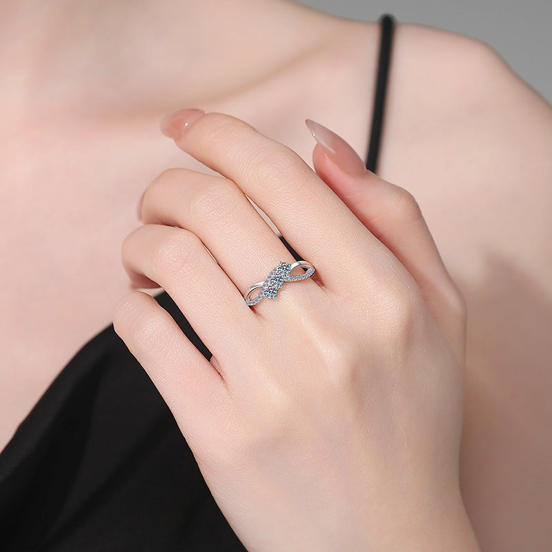 [Zalyn]INTERTWINING LOVE MOISSANITE RING