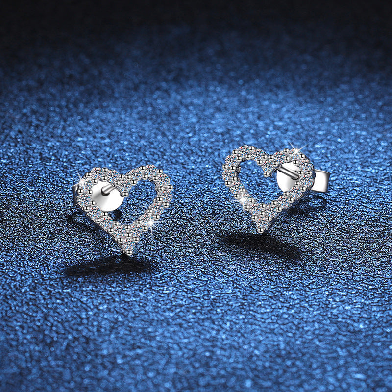 [Zalyn]SPARKLING HEART-SHAPED MOISSANITE STUD EARRINGS