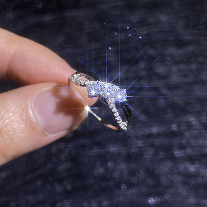 [Zalyn]INTERTWINING LOVE MOISSANITE RING