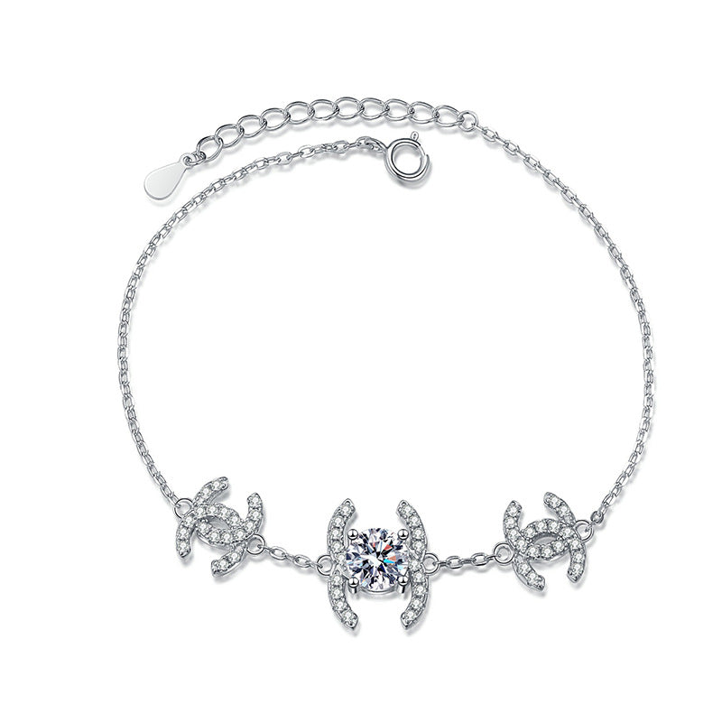 [Zalyn]CLASSIC INTERLOCKING MOISSANITE BRACELET