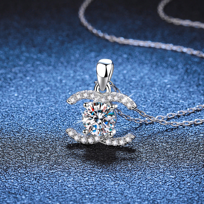 [Zalyn]CLASSIC INTERLOCKING MOISSANITE PENDANT NECKLACE