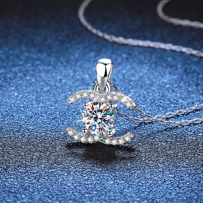 [Zalyn]CLASSIC INTERLOCKING MOISSANITE PENDANT NECKLACE