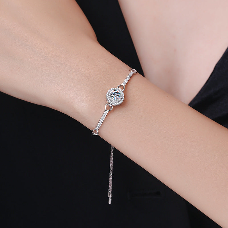 [Zalyn]INTERLOCKING HEART & CIRCLE MOISSANITE BRACELET