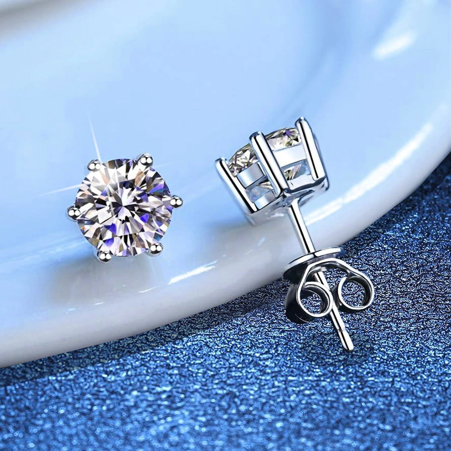[Zalyn]SIX-PRONG MOISSANITE EARRINGS