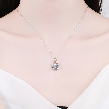 [Zalyn]DANCING WATER DROP MOISSANITE NECKLACE