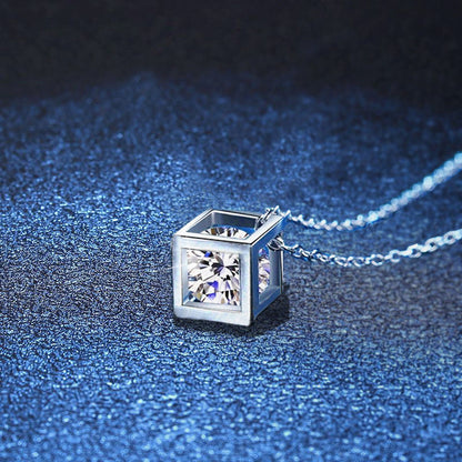 [Zalyn]GEOMETRIC SUGAR-CUBE MOISSANITE NECKLACE