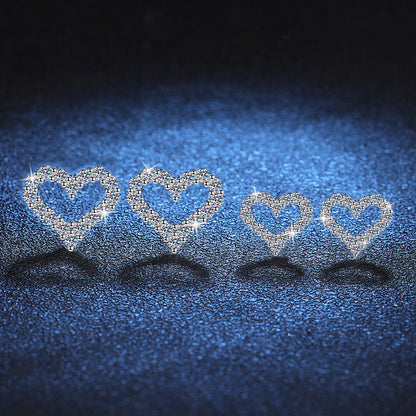 [Zalyn]SPARKLING HEART-SHAPED MOISSANITE STUD EARRINGS