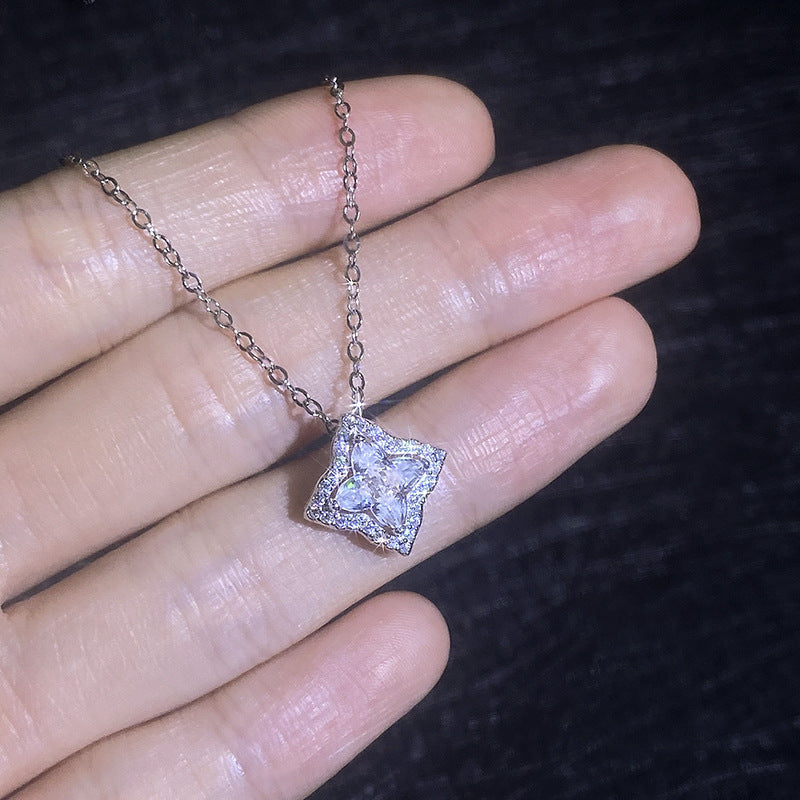 [Zalyn]STAR-CLOVER MOISSANITE NECKLACE