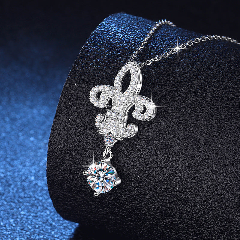 [Zalyn]ROYAL FLEUR-DE-LIS MOISSANITE PENDANT NECKLACE