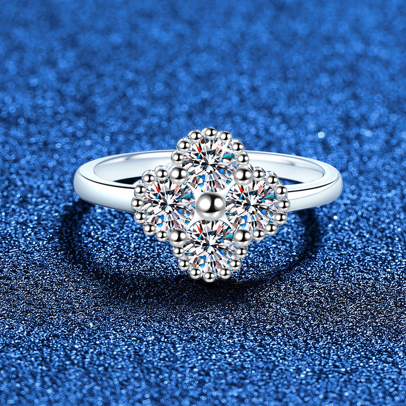 [Zalyn]ELEGANT FOUR-LEAF CLOVER MOISSANITE RING