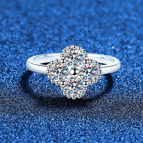 [Zalyn]ELEGANT FOUR-LEAF CLOVER MOISSANITE RING