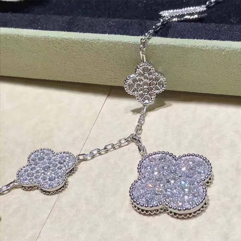 [Zalyn Jewelry ]CLOVER 6 MOTIFS SILVER DIAMOND BRACELET