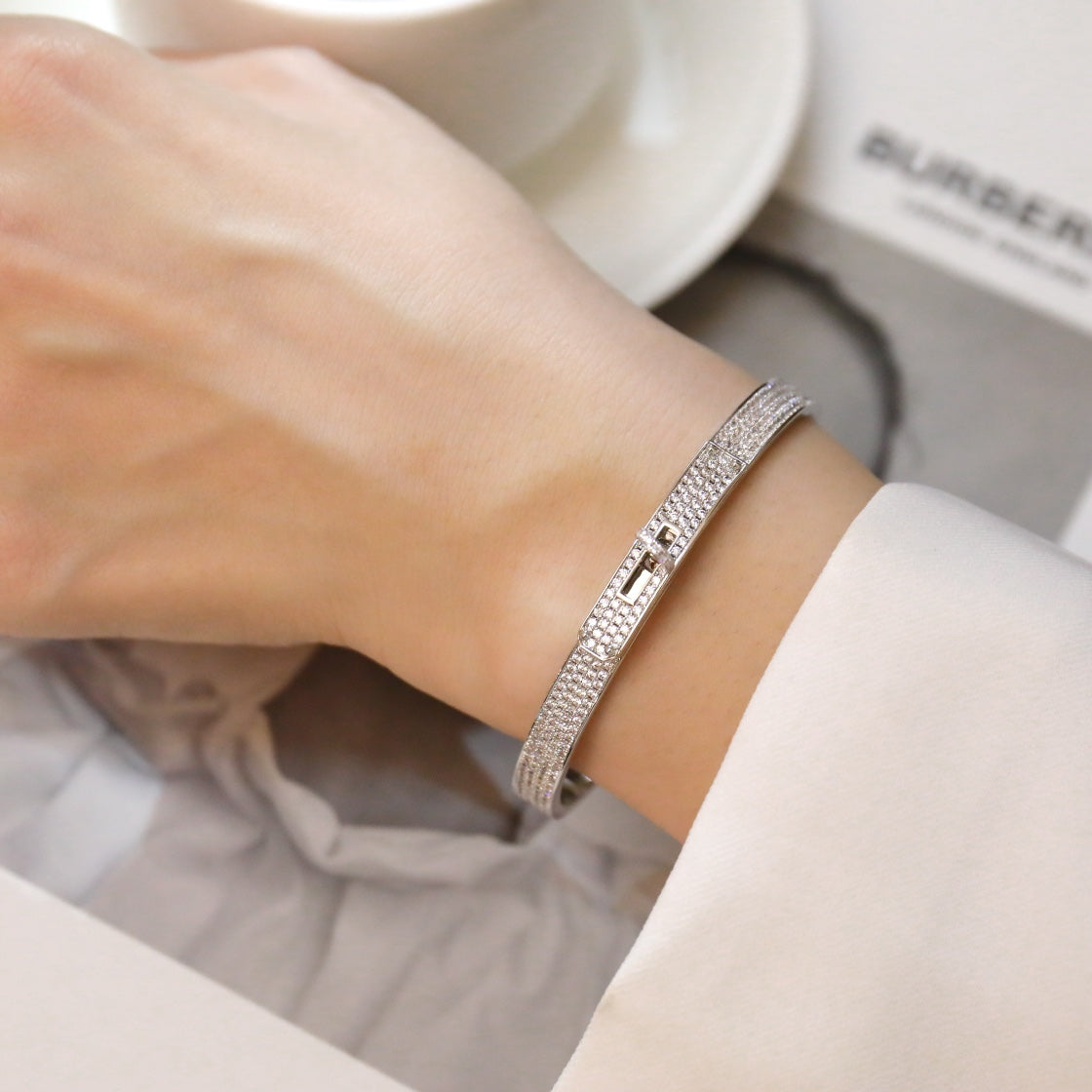 [Zalyn]KELLY BRACELET DIAMOND PAVED