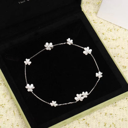 [Zalyn Jewelry ]FRIVOLE SILVER 9 FLOWERS NECKLACE