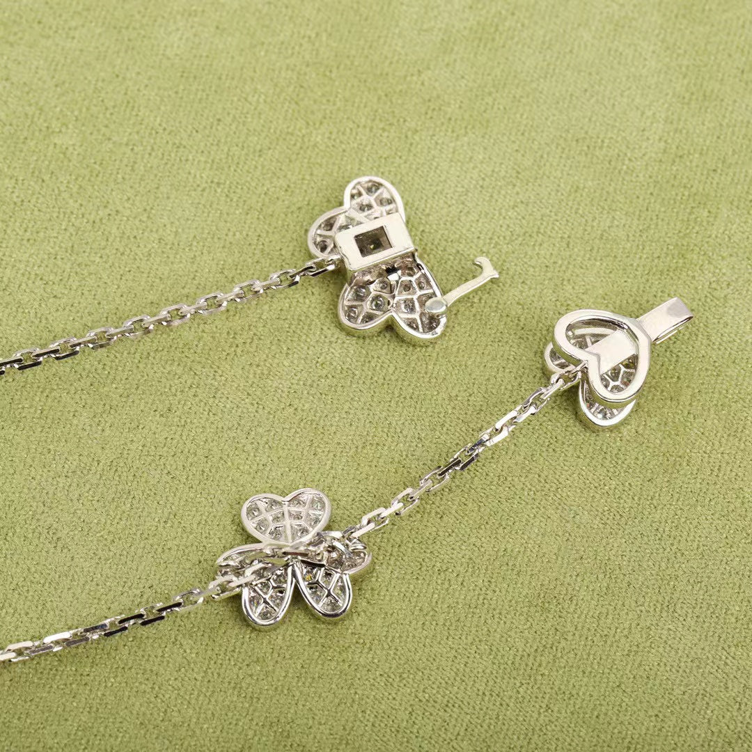 [Zalyn Jewelry ]FRIVOLE SILVER 9 FLOWERS NECKLACE