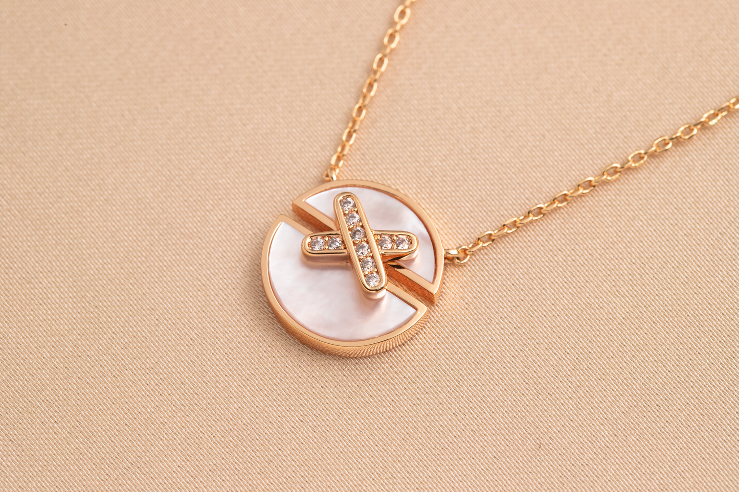[Zalyn]JEUX DE ROSE GOLD DIAMOND NECKLACE