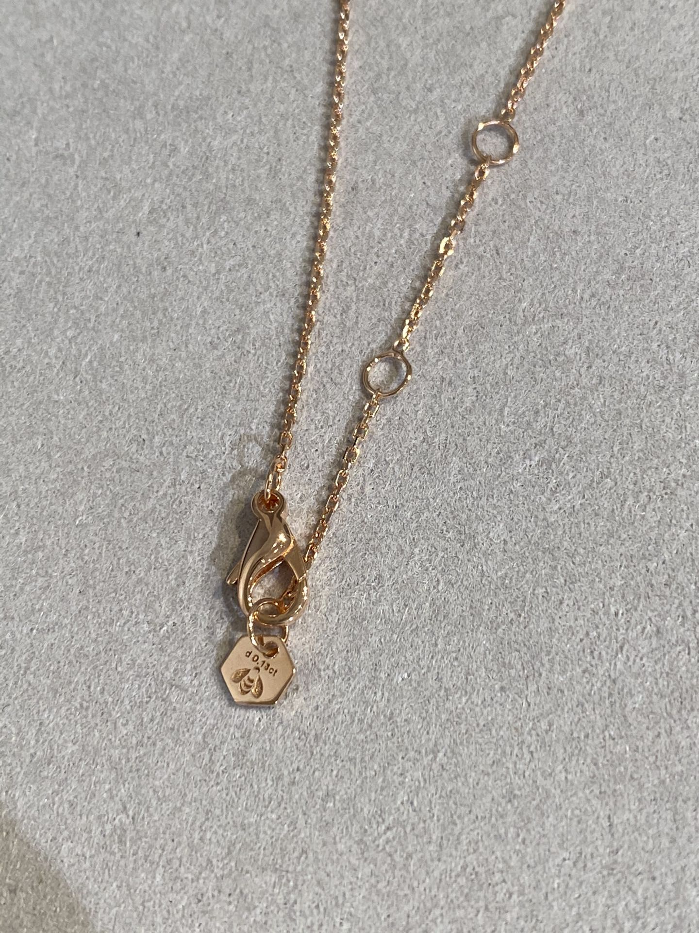 [Zalyn]BEE LOVE DIAMOND NECKLACE