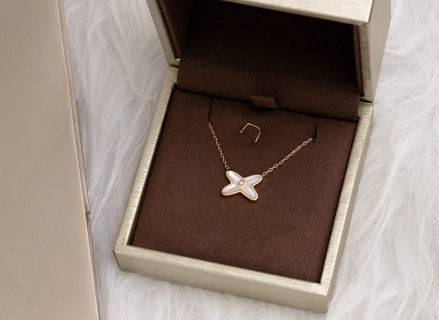 [Zalyn]JEUX DE NECKLACE 1 DIAMOND