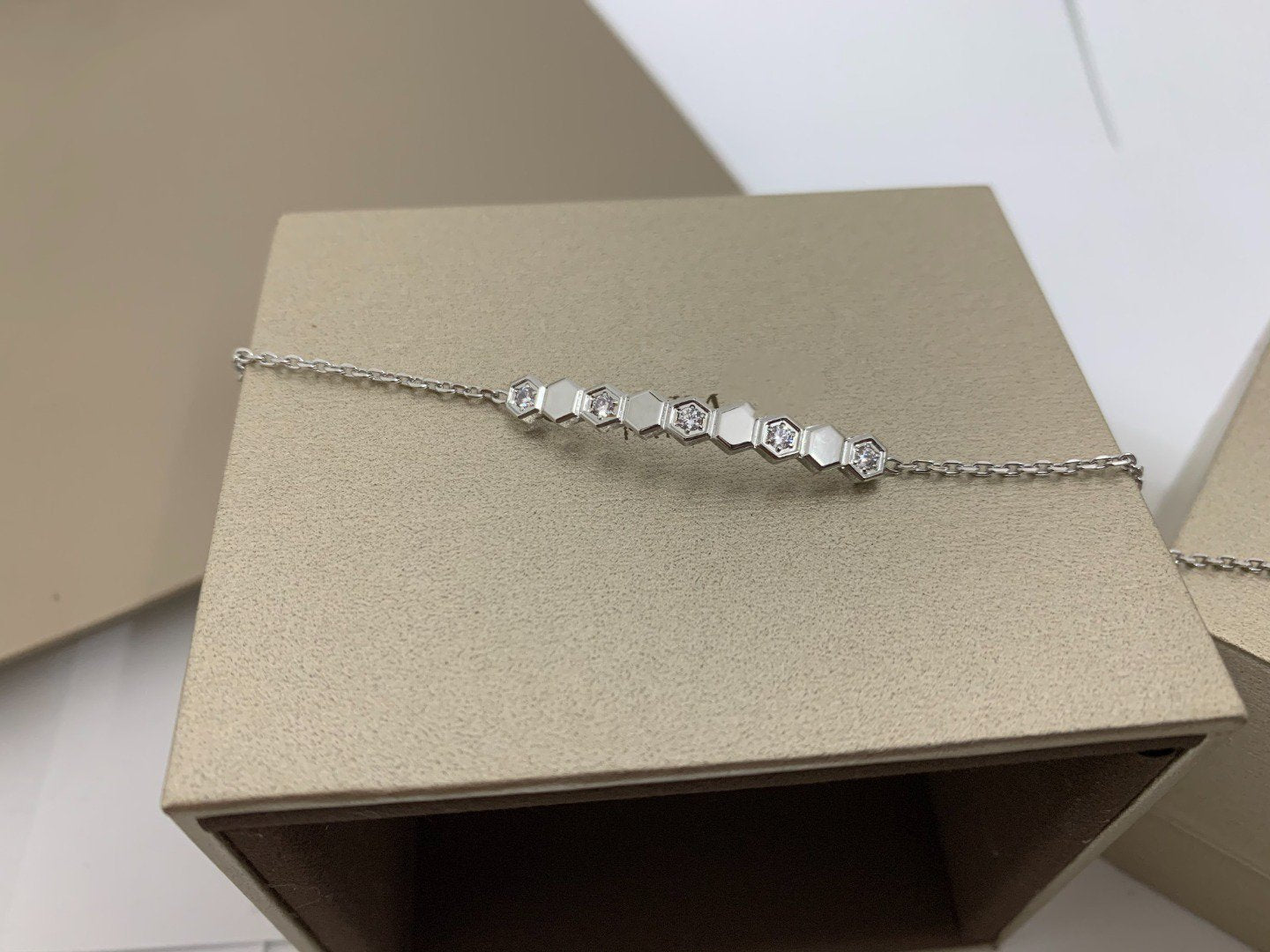 [Zalyn]BEE LOVE BRACELET DIAMOND