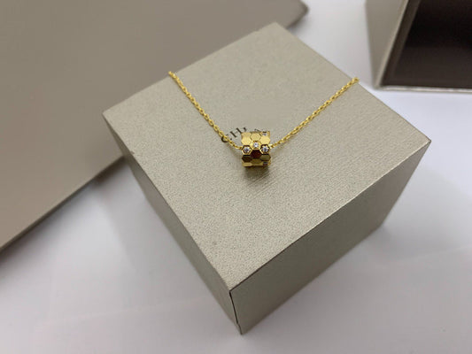 [Zalyn]BEE LOVE DIAMOND NECKLACE