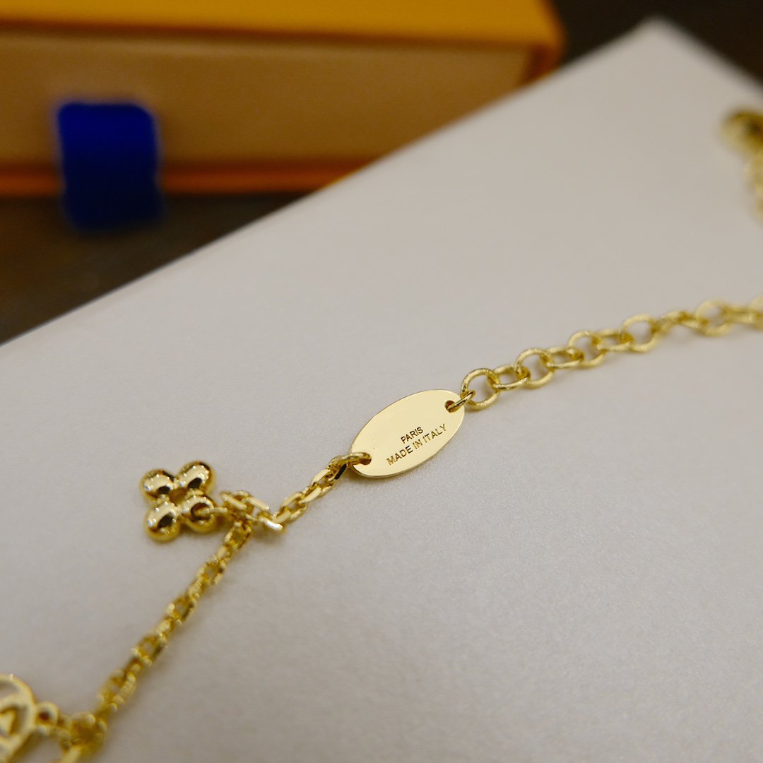 [Zalyn]BLOOMING SUPPLE NECKLACE BRASS