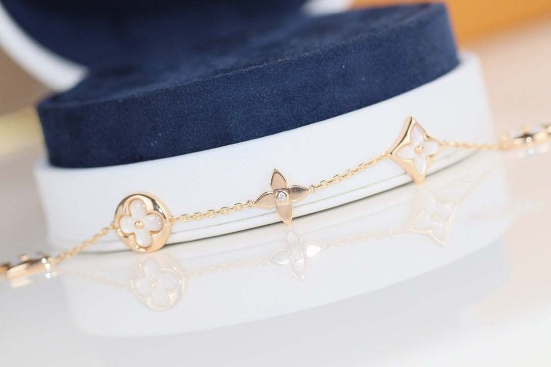 [Zalyn]LEAF CLOVER BRACELET