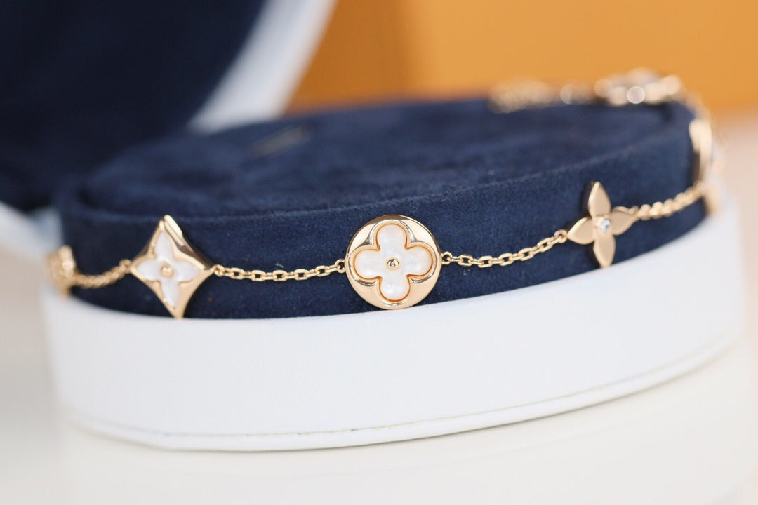 [Zalyn]LEAF CLOVER BRACELET